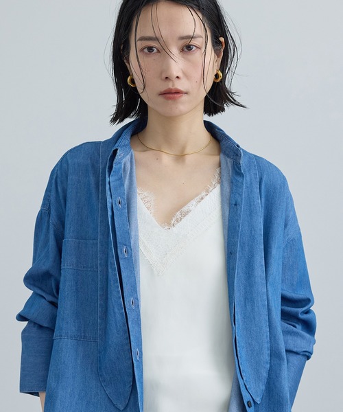 SALON adam et rope'(サロン アダム エ ロペ)の「フレンチレースフィブリルサテンキャミソール(キャミソール・レディース・ブラック/オフホワイト・FREE)」の3枚目の写真