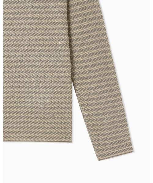 EMPORIO ARMANI(エンポリオアルマーニ)の「【エンポリオ アルマーニ】Icon セーター バージンウール ツートン シェブロンモチーフ(ニット/セーター・メンズ・ブラック×ホワイト/ベージュ・LARGE/MEDIUM/SMALL/X-SMALL)」の8枚目の写真