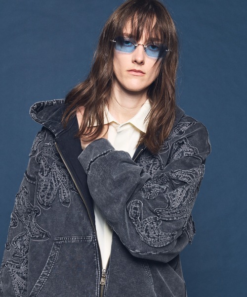 MAISON SPECIAL(メゾンスペシャル)の「《UNISEX》Flower Patchwork Vintage Like Prime-Over Sweat Zip Hoodie/フラワーパッチワークヴィンテージライクプライムオーバースウェットジップフーディー【MAISON SPECIAL/メゾンスペシャル】■セットアップ対応■(パーカー・メンズ・ブラック・0/1/2)」の12枚目の写真