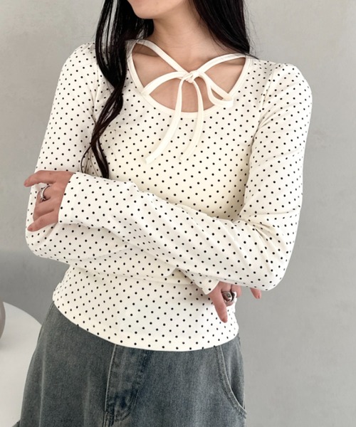 CLEA（クレア）の「チョーカーリボンドット長袖トップス（Tシャツ/カットソー・レディース・ブラック/アイボリー・FREE）」の5枚目の写真