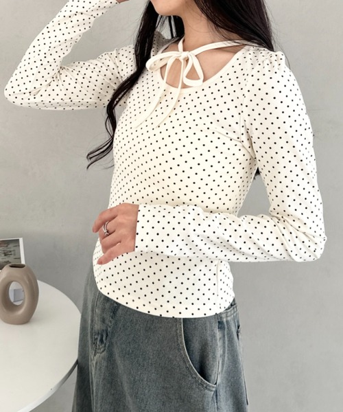 CLEA（クレア）の「チョーカーリボンドット長袖トップス（Tシャツ/カットソー・レディース・ブラック/アイボリー・FREE）」の3枚目の写真