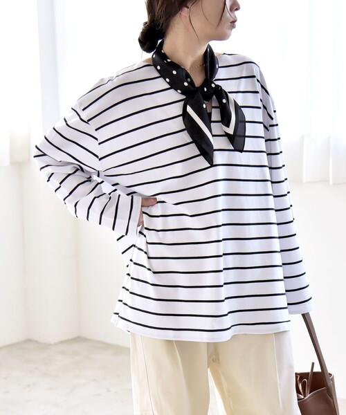 quaranciel(カランシエル)の「quaranciel:〈洗濯機可能〉ボーダー ビッグ スキッパー プルオーバー(Tシャツ/カットソー・レディース・ライトグレー/ネイビー・ONE SIZE)」の7枚目の写真