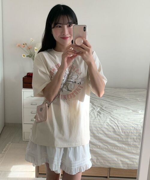 NONLOCAL（ノンローカル）の「[ノンローカルxイーサックバッグ] Lily Hand Drawing Sweatshirt - Cream Yellow（スウェット・レディース・その他・FREE）」の5枚目の写真