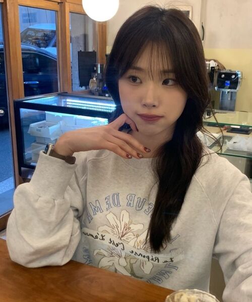 NONLOCAL（ノンローカル）の「[ノンローカルxイーサックバッグ] Lily Hand Drawing Sweatshirt - Cream Yellow（スウェット・レディース・その他・FREE）」の12枚目の写真