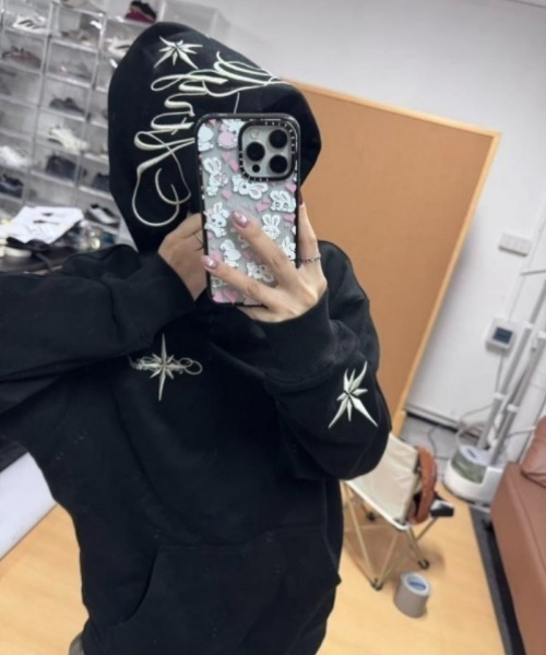 Ritzy(リッツィー)の「スターモチーフ刺繍 裏起毛パーカー(パーカー・レディース・ブラック/グレー/チャコールグレー・M/L)」の12枚目の写真