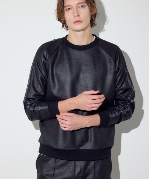 セール】フェイクレザーライントップス（Tシャツ/カットソー）｜AZUL