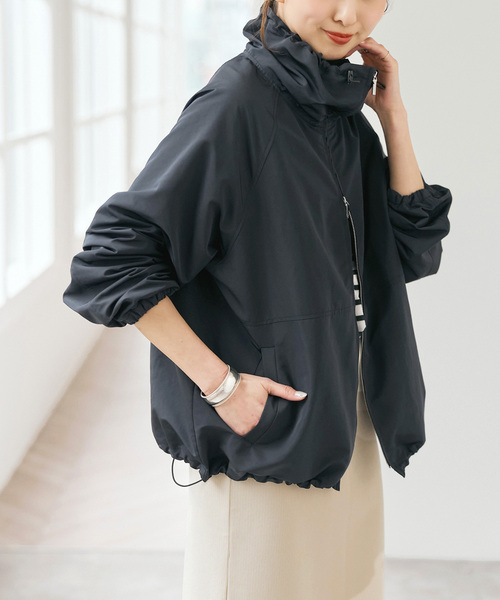 Spick & Span（スピックアンドスパン）の「シルキータフタスタンドカラーブルゾン（その他アウター・レディース・アイボリー/ブラック・38/36）」の5枚目の写真