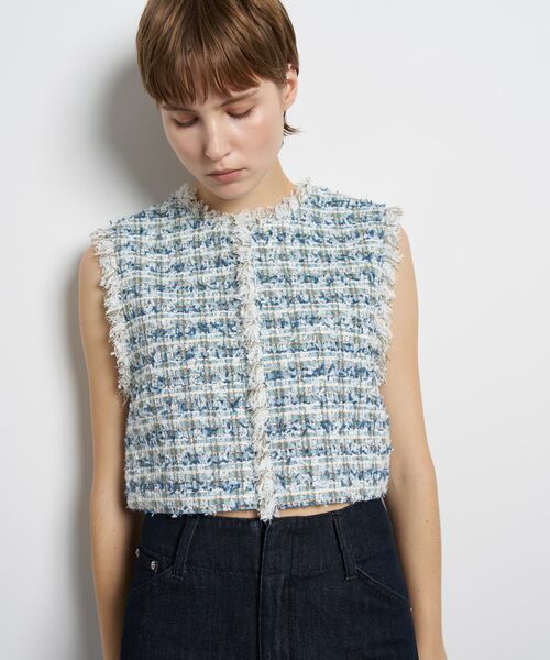 LANVIN en Bleu(ランバンオンブルー)の「リボンヤーンツイードショートベスト(シャツ/ブラウス・レディース・オフホワイト/ブルー系その他・36/38)」の2枚目の写真