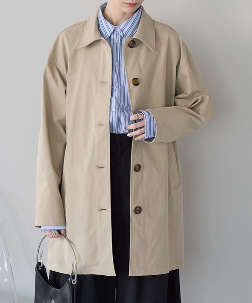 r.(アールドット)の「スカーフ付き ステンカラーコート(ステンカラーコート・レディース・ライトベージュ/ブラック/アイボリー・FREE)」の15枚目の写真