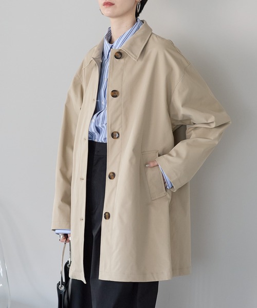 r.(アールドット)の「スカーフ付き ステンカラーコート(ステンカラーコート・レディース・ライトベージュ/ブラック/アイボリー・FREE)」の18枚目の写真