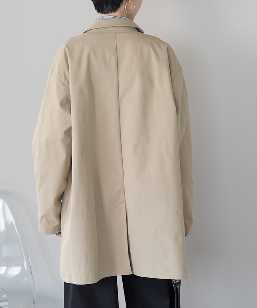 r.(アールドット)の「スカーフ付き ステンカラーコート(ステンカラーコート・レディース・ライトベージュ/ブラック/アイボリー・FREE)」の20枚目の写真