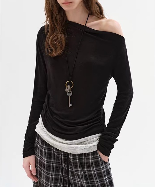 Fano Studios(ファノ ストゥディオズ)の「レース アシンメトリーオフショルダー フェイクレイヤードトップス FC26S002【Fano Studios】【2026SS】(Tシャツ/カットソー・レディース・ブラック・L/M/S)」の6枚目の写真