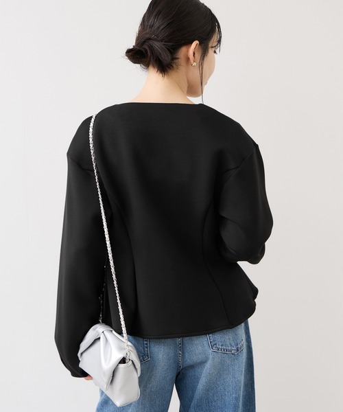 VIS(ビス)の「ボタンポイントペプラムカットジャケット(カーディガン/ボレロ・レディース・ブラック/グレー・FREE)」の20枚目の写真