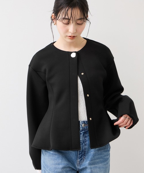 VIS(ビス)の「ボタンポイントペプラムカットジャケット(カーディガン/ボレロ・レディース・ブラック/グレー・FREE)」の18枚目の写真
