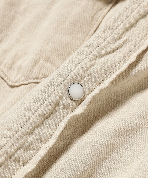 BEAMS PLUS(ビームスプラス)の「【別注】REMI RELIEF / Cotton Linen Western Shirt Classic Fit(シャツ/ブラウス・メンズ・オフホワイト・SMALL/XX-LARGE/X-LARGE/LARGE/MEDIUM)」の8枚目の写真
