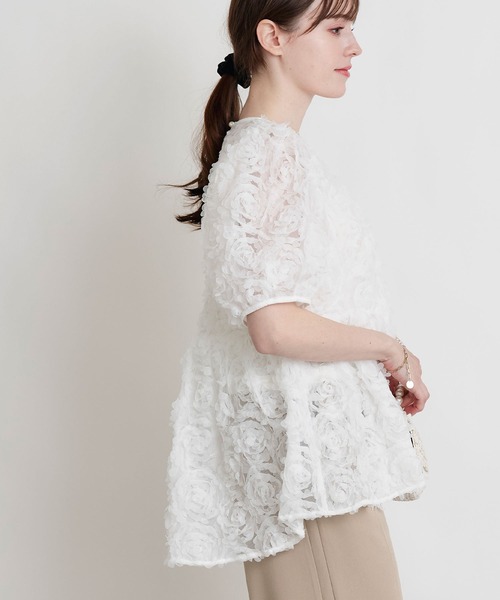 PICCIN PERLA(ピッチンペルラ)の「フラワーチュールブラウス(シャツ/ブラウス・レディース・ブラック/オフホワイト・M)」の6枚目の写真