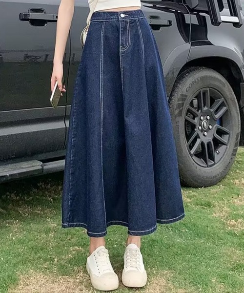 Flugge(フラッジー)の「Aラインデニムスカート(デニムスカート・レディース・ライトブルー/ブルー・LARGE/MEDIUM)」の1枚目の写真