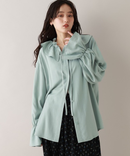 RAGEBLUE（レイジブルー）の「フリルカラーチュニックブラウス（シャツ/ブラウス・レディース・ホワイト/グリーン・FREE）」の9枚目の写真