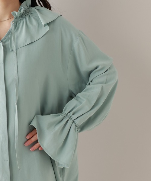 RAGEBLUE（レイジブルー）の「フリルカラーチュニックブラウス（シャツ/ブラウス・レディース・ホワイト/グリーン・FREE）」の5枚目の写真