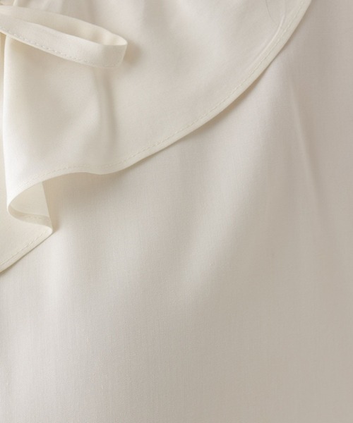 RAGEBLUE（レイジブルー）の「フリルカラーチュニックブラウス（シャツ/ブラウス・レディース・ホワイト/グリーン・FREE）」の8枚目の写真