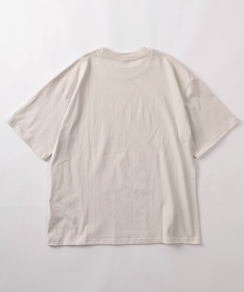 SlashDate（スラッシュデイト）の「【71】【Warner Bros/ワーナー・ブラザース】ペニーワイズ グレムリン ユーズドライク プリントTシャツ/バックプリント/ユニセックス/レディース/メンズ（Tシャツ/カットソー・レディース・グレー系5/グレー系4/アイボリー系5/アイボリー系4/グレー系1/グレー系/グレー系3/グレー系2/アイボリー系1/アイボリー系/アイボリー系3/アイボリー系2・XL/L/M）」の16枚目の写真