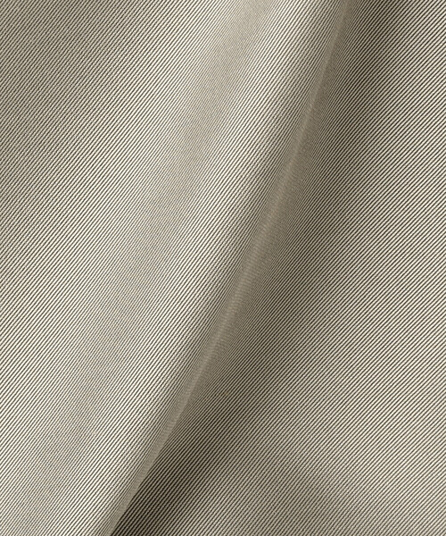 K.T KIYOKO TAKASE(キヨコタカセ)の「シルクチェック コンバーチブルステンカラーコート(ステンカラーコート・レディース・グレイッシュベージュ/ネイビー・9号)」の12枚目の写真