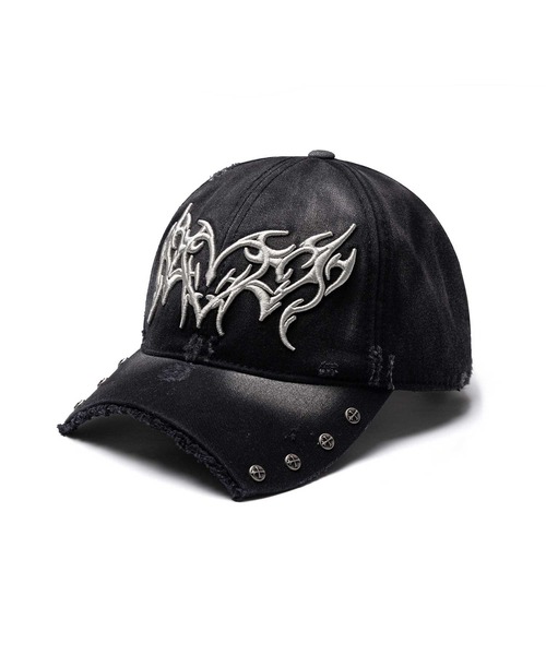 SUPPLIER(サプライヤー)の「キャップ|Ripped Brim Heart Tribal 6 Panel Cap|SUPPLIER(キャップ・メンズ・ブラック/ベージュ・FREE)」の2枚目の写真