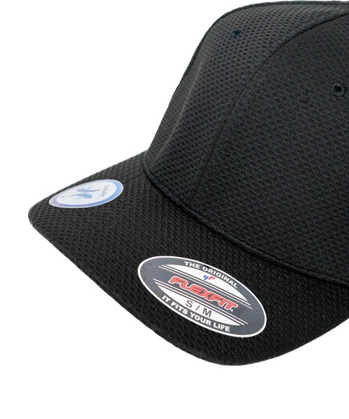 FLEXFIT（フレックスフィット）の「【Flexfit】3D Hexagon Stretch Jersey Cap（キャップ・メンズ・ブラック/ダークグレー/ホワイト・S-M/L-XL）」の9枚目の写真