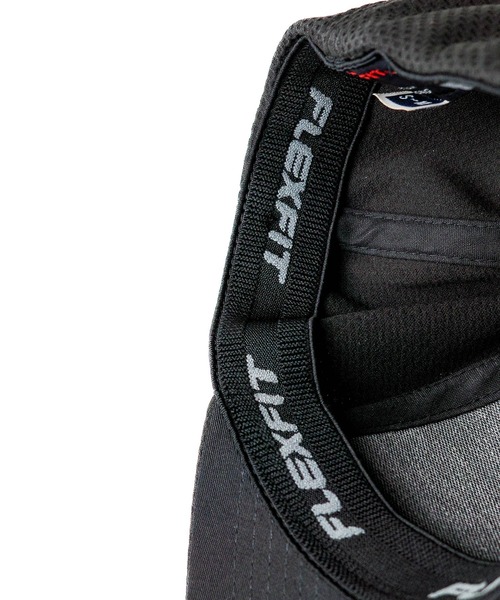 FLEXFIT（フレックスフィット）の「【Flexfit】3D Hexagon Stretch Jersey Cap（キャップ・メンズ・ブラック/ダークグレー/ホワイト・S-M/L-XL）」の11枚目の写真