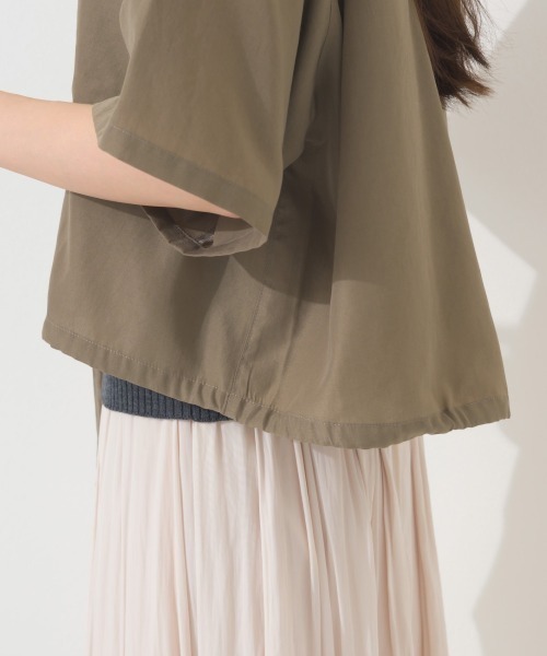 OMNES(オムネス)の「シアーテックコットン 胸ポケットレギュラーカラー半袖シャツ 花粉リリース付(シャツ/ブラウス・レディース・ネイビー/ベージュ/オリーブ/アイボリー・FREE)」の9枚目の写真