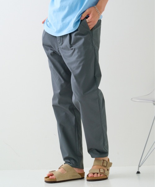 UNIVERSAL OVERALL(ユニバーサルオーバーオール)の「【UNIVERSAL OVERALL】Adictive TUCK TAPERD/アディクティブ タック テーパード パンツ(その他パンツ・メンズ・ブラック/チャコールグレー/グレイッシュベージュ・28/30/32/34/36)」の11枚目の写真