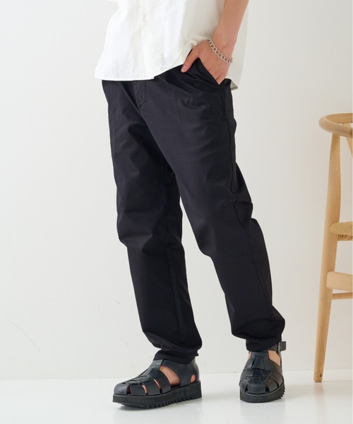 UNIVERSAL OVERALL(ユニバーサルオーバーオール)の「【UNIVERSAL OVERALL】Adictive TUCK TAPERD/アディクティブ タック テーパード パンツ(その他パンツ・メンズ・ブラック/チャコールグレー/グレイッシュベージュ・28/30/32/34/36)」の6枚目の写真