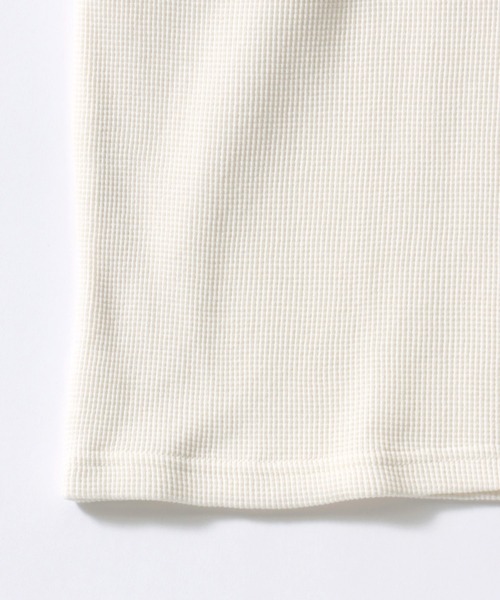 76(セブンティシックス)の「76Lubricants/ナナロクルブリカンツ ワンポイント刺繍 ワッフル ヘンリーネック 半袖Tシャツ レディース メンズ(Tシャツ/カットソー・メンズ・グレー/オフホワイト/ブラック・L/M)」の12枚目の写真