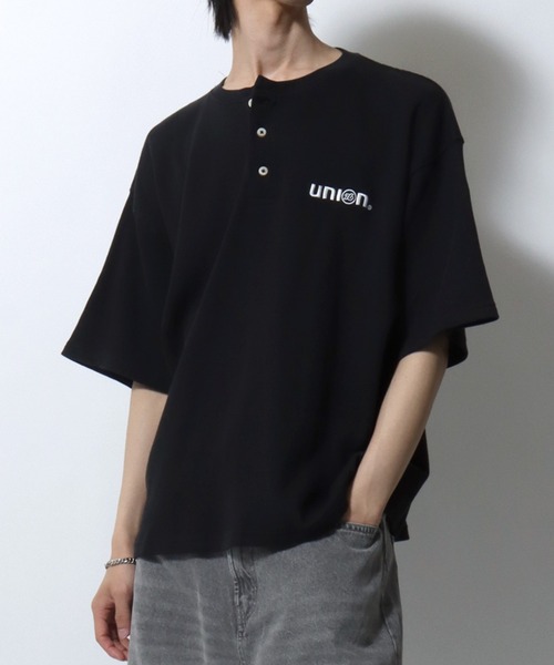 76(セブンティシックス)の「76Lubricants/ナナロクルブリカンツ ワンポイント刺繍 ワッフル ヘンリーネック 半袖Tシャツ レディース メンズ(Tシャツ/カットソー・メンズ・グレー/オフホワイト/ブラック・L/M)」の21枚目の写真