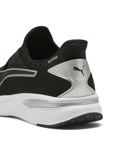 PUMA(プーマ)の「PUMA プーマ ウィメンズ ソフトライド チャーム イーズイン ランニングシュ(スニーカー・レディース・グレー系その他/ブラック・23.0cm/23.5cm/24.0cm/22.0cm/22.5cm/25.5cm/26.0cm/24.5cm/25.0cm)」の4枚目の写真