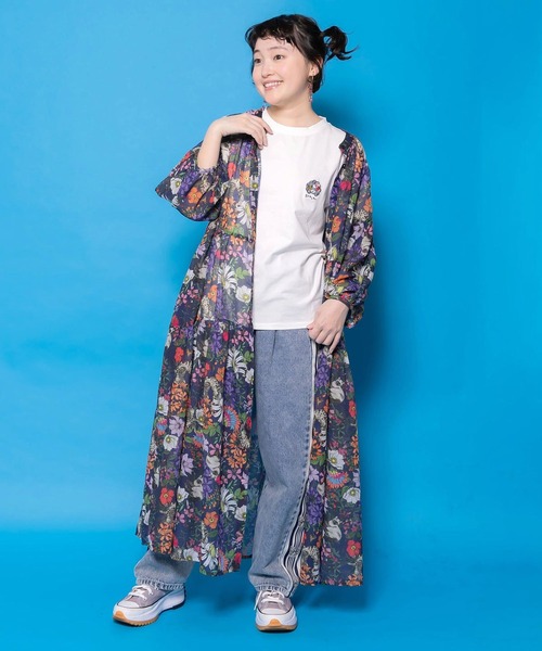 ScoLar（スカラー）の「ScoLar(スカラー) 花ネコ柄シアー素材ティアードシャツワンピ（シャツワンピース・レディース・ブラック/ネイビー・MEDIUM）」の11枚目の写真