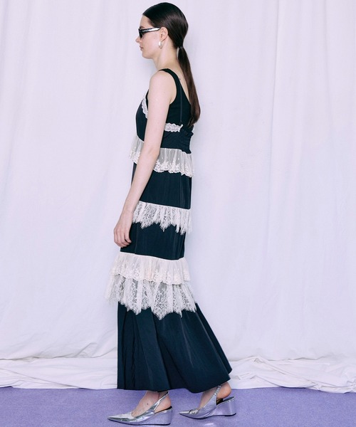 MAISON SPECIAL(メゾンスペシャル)の「【PRE-ORDER】Lace Tiered Cami Dress/レースティアードキャミワンピース(ワンピース・レディース・ブラウン/ブラック/オフホワイト・36/38)」の4枚目の写真