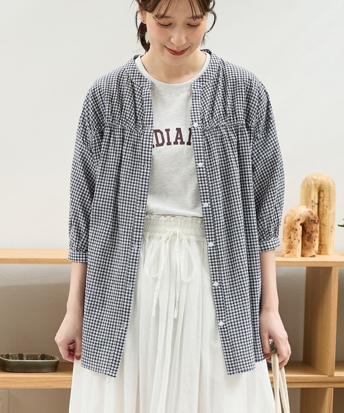 Honeys(ハニーズ)の「6分袖切替チュニック(シャツ/ブラウス・レディース・ネイビー/モカ/ホワイト系その他/ブルー系その他3/グレイッシュブルー・L/LL/M/S)」の1枚目の写真