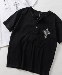 【31】クロスモチーフ ラインストーン ジャストフィット ヘンリーネックTシャツ