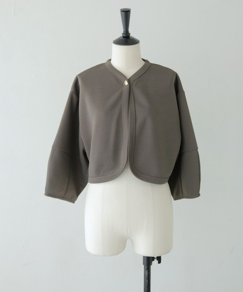 CLEIO（クレイオ）の「【CLEIO】ダンボールカットソーカーディガン DUMBLE CUTSEW CARDIGAN（カーディガン/ボレロ・レディース・アイボリー/チャコールグレー・FREE）」の15枚目の写真