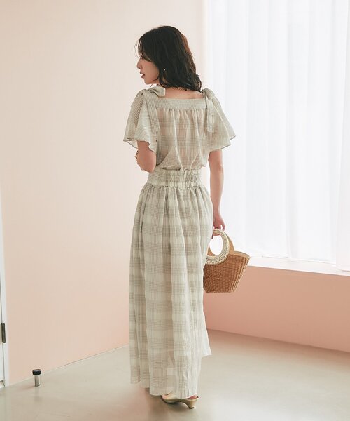 La boutique BonBon(ラブティックボンボン)の「【セットアップ可・お上品愛され】シアーチェックリボンショルダーブラウス(シャツ/ブラウス・レディース・サックスブルー/オフホワイト・FREE)」の14枚目の写真