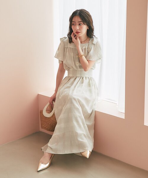 La boutique BonBon(ラブティックボンボン)の「【セットアップ可・お上品愛され】シアーチェックリボンショルダーブラウス(シャツ/ブラウス・レディース・サックスブルー/オフホワイト・FREE)」の15枚目の写真