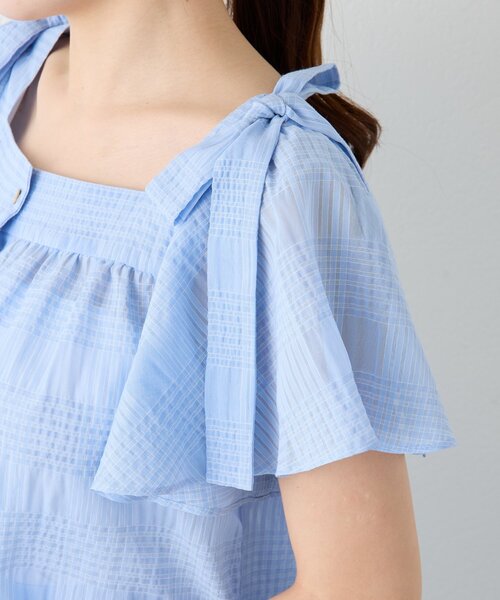 La boutique BonBon(ラブティックボンボン)の「【セットアップ可・お上品愛され】シアーチェックリボンショルダーブラウス(シャツ/ブラウス・レディース・サックスブルー/オフホワイト・FREE)」の18枚目の写真