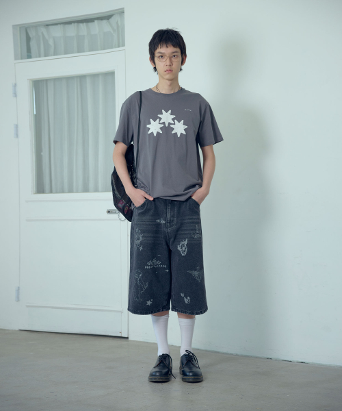 NICE GHOST CLUB(ナイスゴーストクラブ)の「RELIGIOUS SYMBOL TEE_CHARCOAL(NG2GMUT508A)(Tシャツ/カットソー・レディース・チャコール・SMALL/MEDIUM/LARGE)」の3枚目の写真