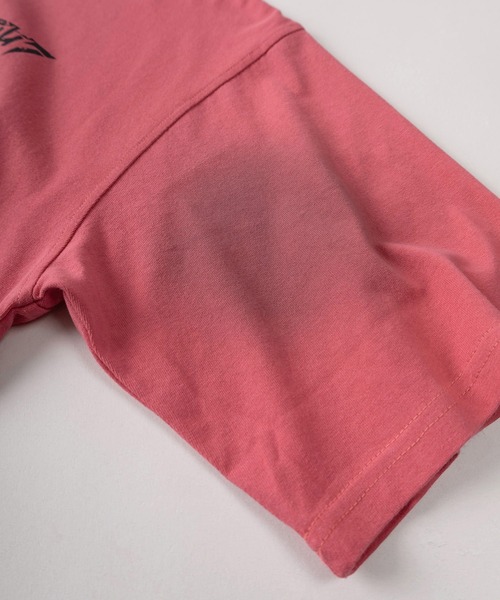 SlashDate（スラッシュデイト）の「【82】スプレー加工 カモフラ柄 グラフィックロゴ クルーネックTシャツ/ユニセックス/レディース/メンズ（Tシャツ/カットソー・メンズ・ブラック/アイボリー/カモフラージュ/ピンク・M/L）」の9枚目の写真