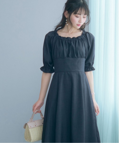 marun(マルン)の「<大きいサイズ>2WAYフレアワンピース marun(ワンピース・レディース・ネイビー/ベージュ・L/5L/4L/3L/LL)」の1枚目の写真
