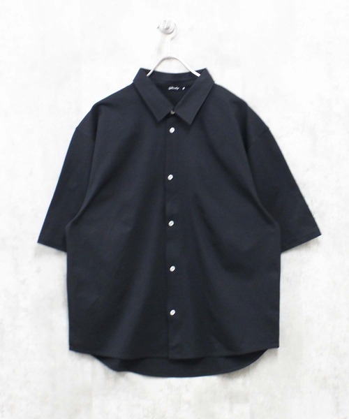 SHISKY(シスキー)の「マルチファンクション 無地 オーバーサイズ 半袖シャツ(シャツ/ブラウス・メンズ・ベージュ/チャコール/オフホワイト/カーキ/ブラック・M/L/XL)」の11枚目の写真