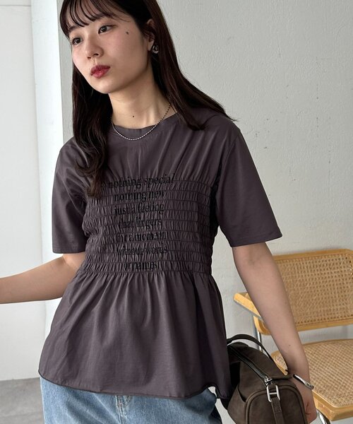 DISCOAT（ディスコート）の「シャーリングロゴTシャツ（Tシャツ/カットソー・レディース・ブラック/チャコールグレー/オフホワイト・FREE）」の7枚目の写真