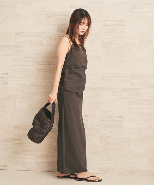 plage（プラージュ）の「Drape Cami ワンピース（ワンピース・レディース・ブラウン/ブラック・38/36）」の16枚目の写真