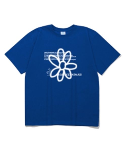 1989STANDARD(1989スタンダード)の「BW FLOWER クールコットンオーバーサイズ半袖(SISSTD-0034) S(Tシャツ/カットソー・レディース・ブルー/ブラック/アイボリー/ホワイト/ライトグレー/ネイビー・MEDIUM/LARGE/X-LARGE)」の6枚目の写真